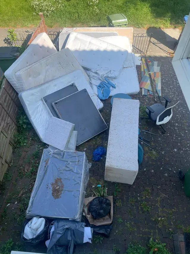 Furniture removal in Islington, before