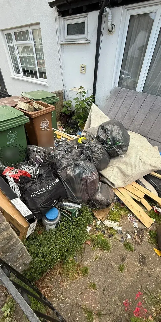 End of tenancy clearance in Sutton, before