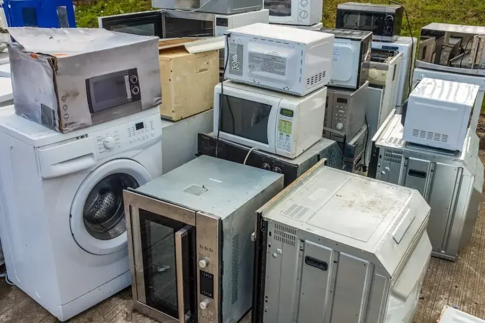 Appliance removal in Tottenham, before